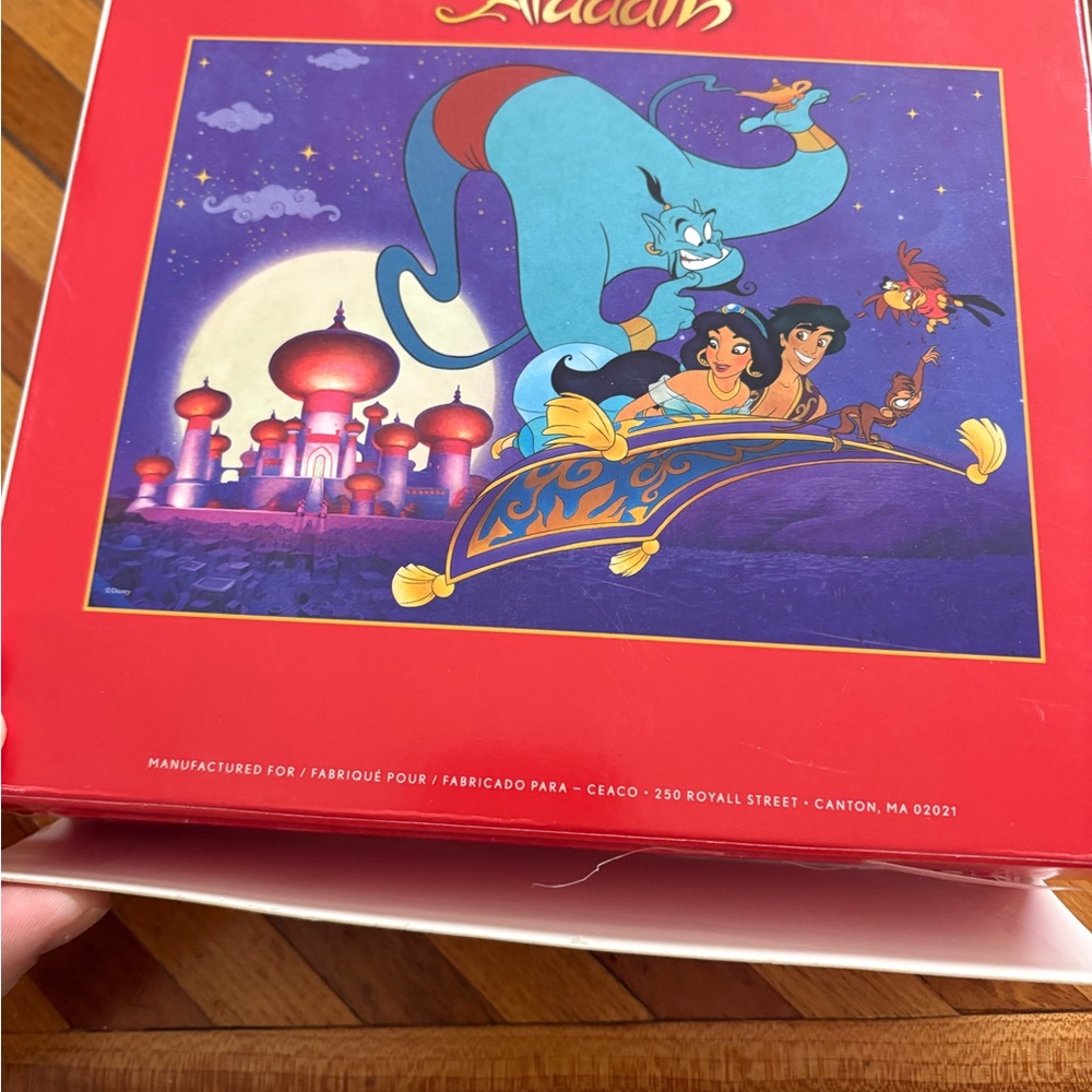 Disney Aladdin 300 Piece Puzzle - Picture 3 of 4
